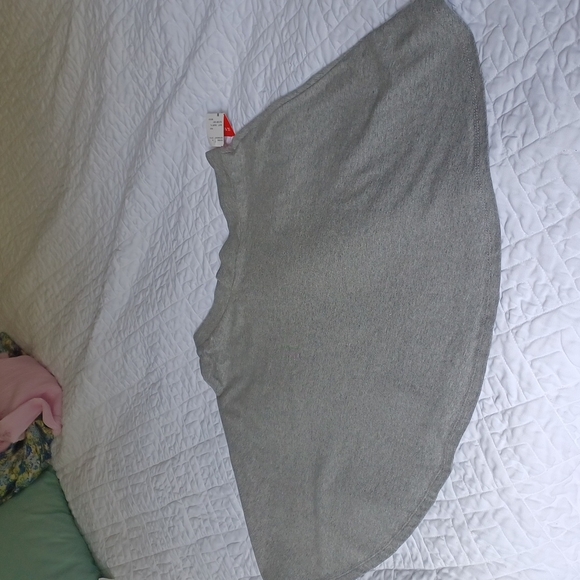 FOREVER 21 Mini skirt/Skater Skirt Size Med, grey - Picture 1 of 3